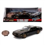 JADA 1/24 1977 Pontiac Trans Am Firebird *Smokey The Bandit* Including Diecast Replica Buckle