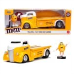 JADA #33425 1/24 1947 Ford Coe Flatbed With Mms Yellow Figure,Yellow