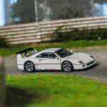 Tarmac 1/64 Ferrari F40 Lightweight,White - Image 2