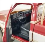 Acme Diecast 1/18 1982 chevrolet k-20 *world of outlaws push truck*, red/white - Image 2