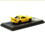 Hobby Japan 1/64 mazda rx-7 fd3s *red suns* intial d with takumi fujiwara and keisuke takahashi figu - Image 2