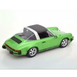KK Scale 1/18 1977 porsche 911 carrera 3.0 targa with removable targa roof, green - Image 3