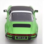 KK Scale 1/18 1977 porsche 911 carrera 3.0 targa with removable targa roof, green - Image 4