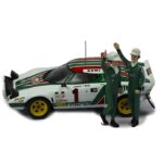 Ixo Models 1/43 Lancia STRATOS HF #1 MUNARI/MAIGA WINNER RALLY MONTE CARLO 1977 + FIGUREN - Image 3