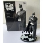 Batman Black and White Brian Bolland Statue - Image 2