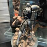 WETA WORKSHOP HELLGATE LONDON MALE TEMPLAR KNIGHT STATUE DIORAMA 0646/1000 - Image 2