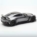 GT Spirit 1/18 2023 aston martin v12 vantage *resin series*, magnetic silver - Image 2