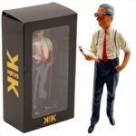 KK Scale 1/12 enzo with clipboard figure