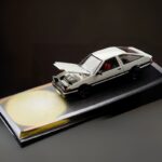 Hobby Japan 1/64 toyota sprinter trueno ae86/ initial d engine mounted model with keisuke takahashi,