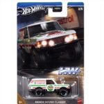 Mattel Hot Wheels: 1/64 - Speed Graphics - Range Rover Classics *Castrol*, white/green 2/5 HRT08