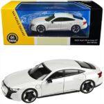PARA64 1/64 audi e-tron gt *left hand drive*, ibis white