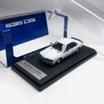 Street Weapon 1/64 BMW E24 635 CSI, white