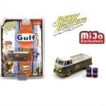 Johnny Lightning 1/64 1965 volkswagen type ii pick-up *gulf* with 2 oil barrels.