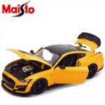 Maisto 1/18 2020 ford mustang shelby gt500, yellow/black - Image 2
