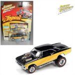 JLSP208A Johnny Lightning 1966 Chevrolet Chevelle Zinger Gloss Black  Yellow