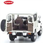 Kyosho 1:18 Toyota Land Cruiser 40 Van BJ42V 1980 White - Image 2