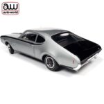 Auto World 1/18 1968 oldsmobile hurst olds 2-doors post mcacn, peruvian silver - Image 3