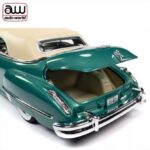 Auto World 1/18 1947 cadillac series 62 cabriolet, ardsley green metallic - Image 4