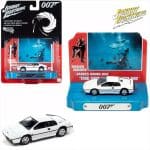 Johnny Lightning 1/64 Silver screen machines diorama 1976 Lotus Esprit S1