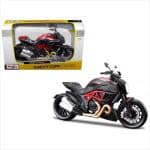 Maisto 1/12 Ducati Diavel Motocycle Red Black