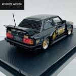 STREET WEAPON 1/64 bmw e30 *boss*, black/gold - Image 2