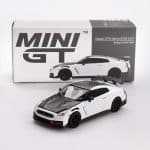 MINI GT 1/64 2024 nissan gtr 35 nismo, brilliant white pearl