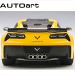 AUTOart 1/18 CHEVROLET - CORVETTE Z06 C7R COUPE 2015 Yellow Black - Image 4