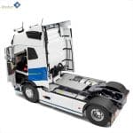 SOLIDO 1/24 2019 volvo fh16 gl. xl goteborg edition, white/blue - Image 3